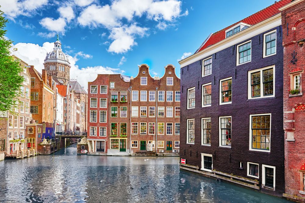 Amsterdam Hakkında