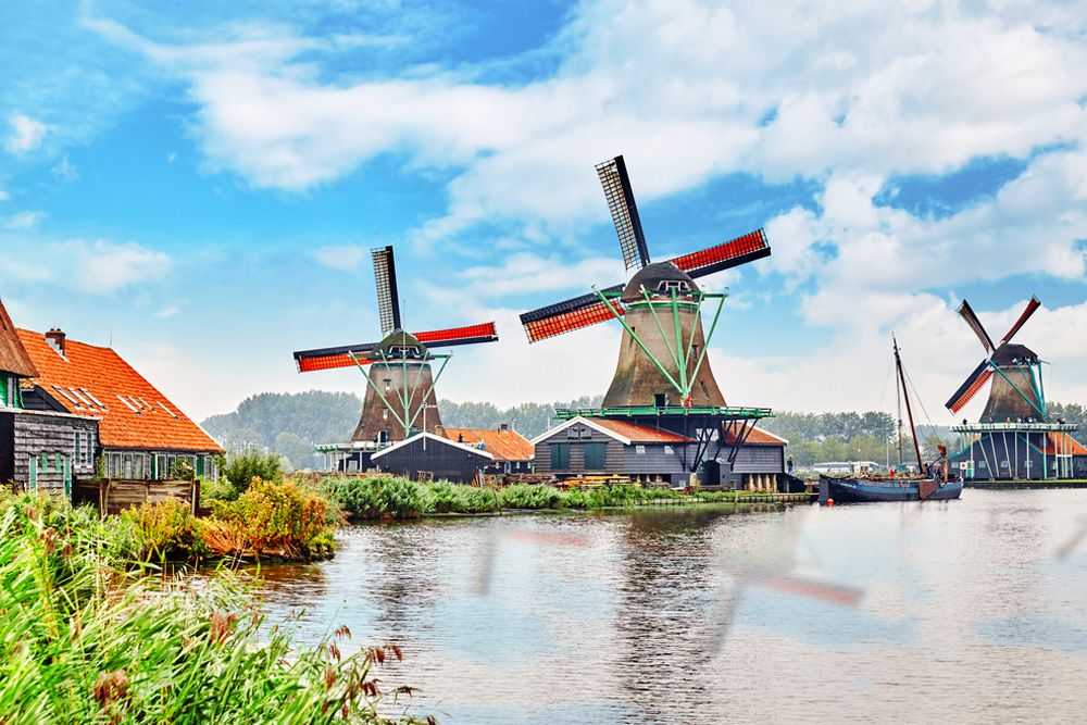 Amsterdam Hakkında