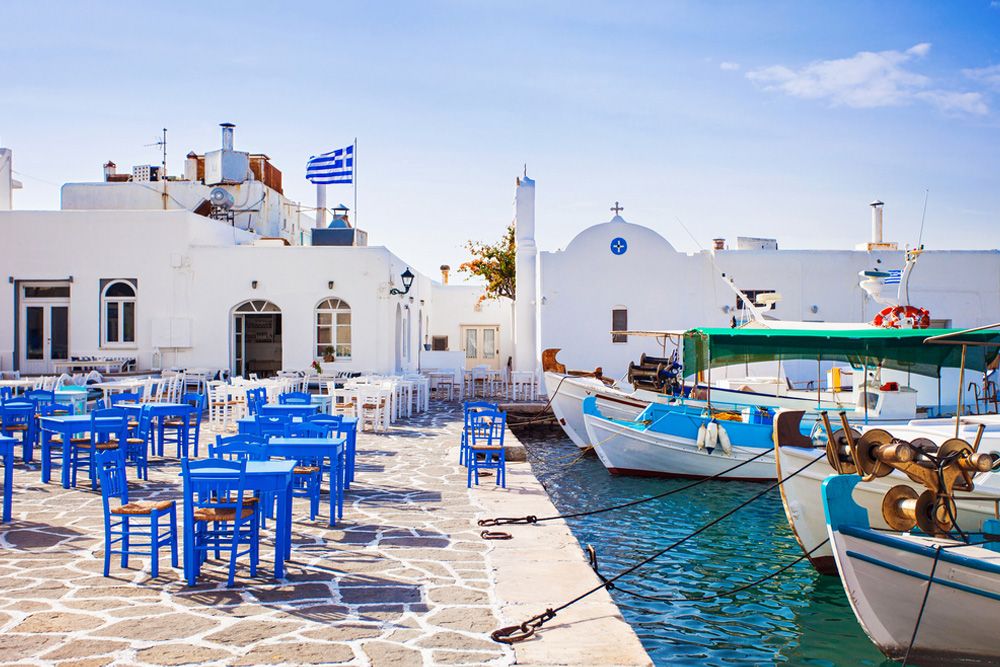 Paros Adası Hakkında