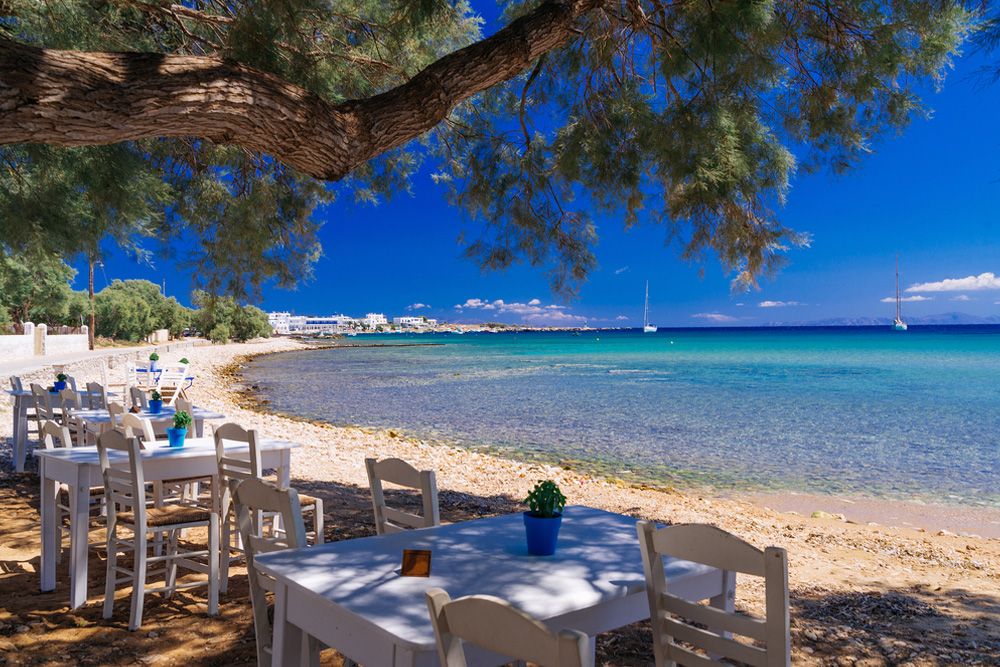 Paros Adası Hakkında
