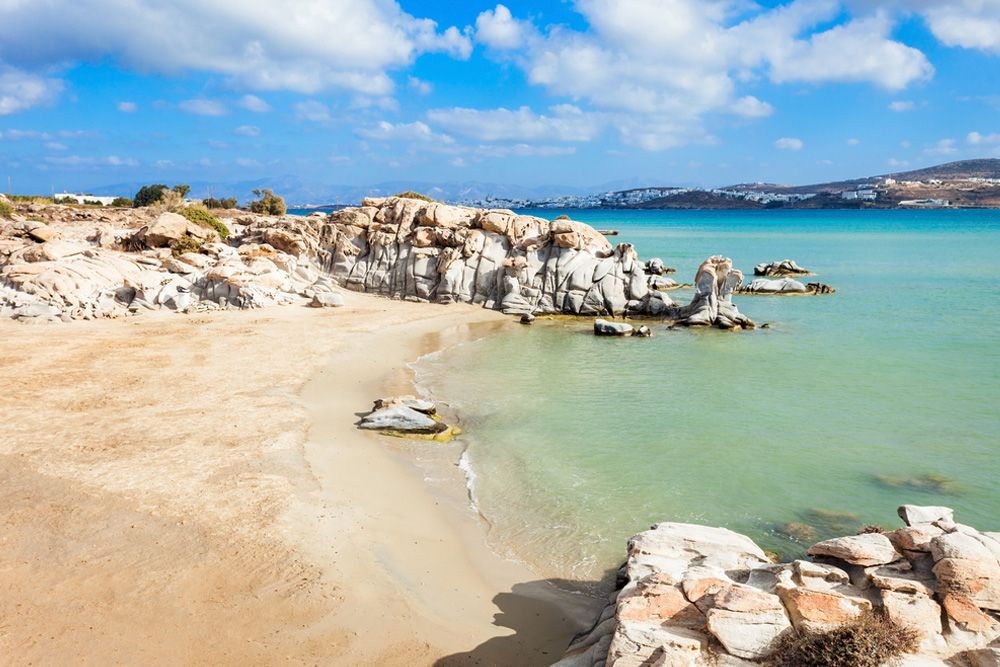 Paros Adası Hakkında