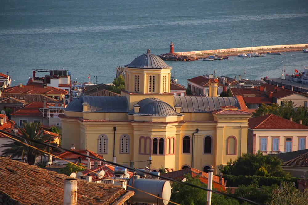 Cunda Hakkında