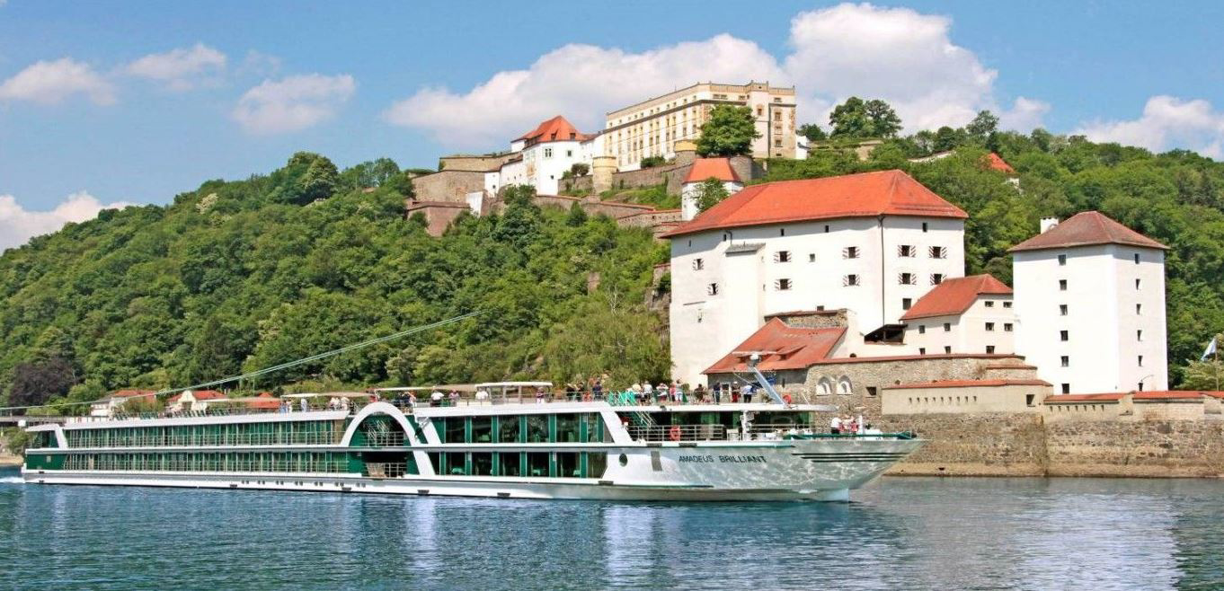5* DELUXE AMADEUS BRILLIANT NEHİR GEMİSİ İLE REN NEHRİNDE LALE ZAMANI ÖZEL SEFERİ